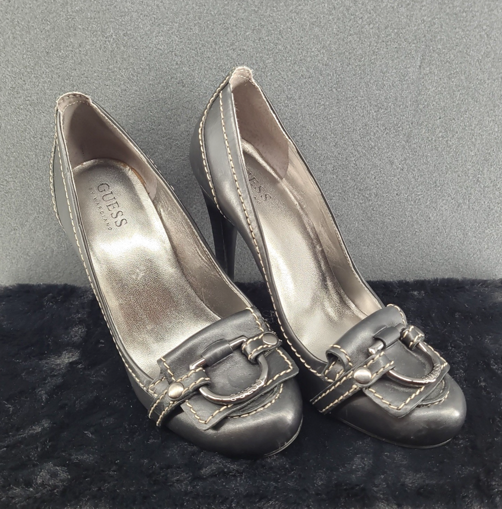 GUESS by Marciano Stiletto Heels Black Leather Bit Buckle Pump Shoes Womens 7M